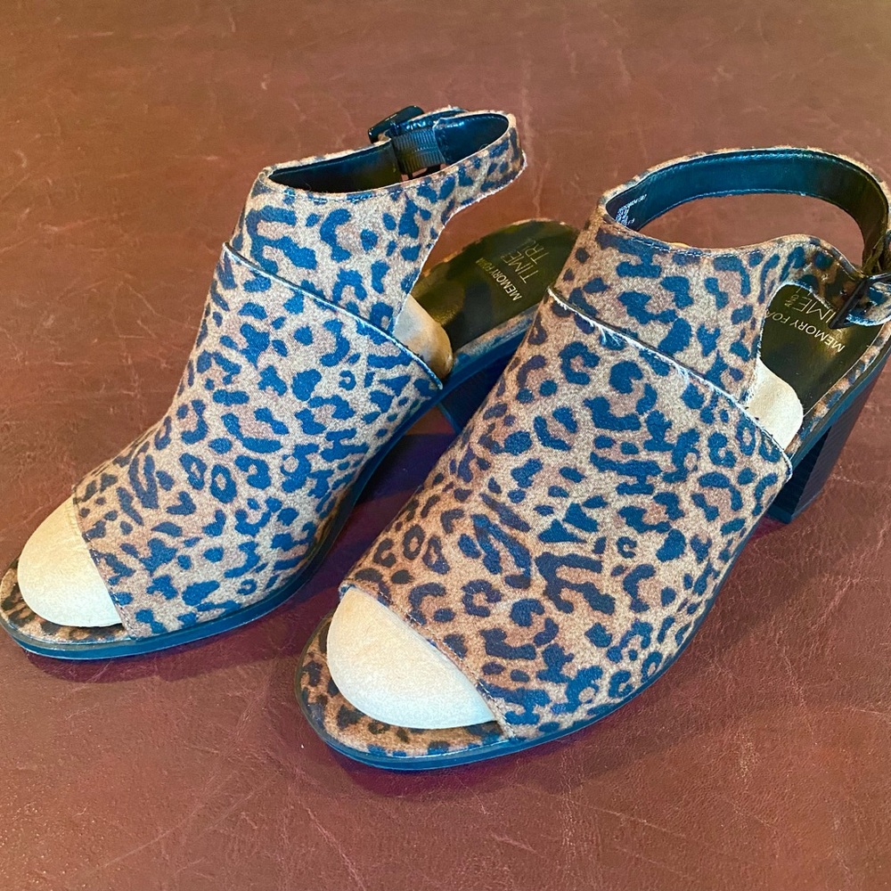 Time and Tru Leopard Print Ankle Booties - Picture 2 of 6